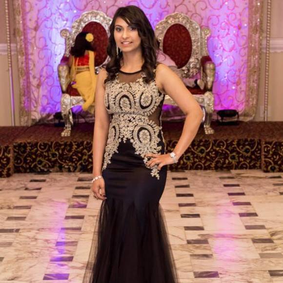 Meet your Posher, Reena - Picture 1 of 1